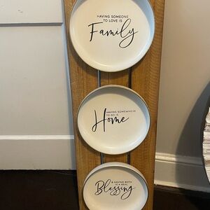 Decorative Wall Plate Set with Inspirational Quotes